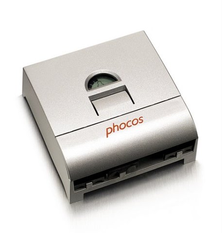 Phocos PWM 20A charge controller, 12/24V, LBD. 1 y